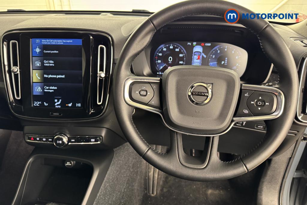 Volvo Xc40 Momentum Pro Automatic Petrol SUV - Stock Number (1510275) - 1st supplementary image