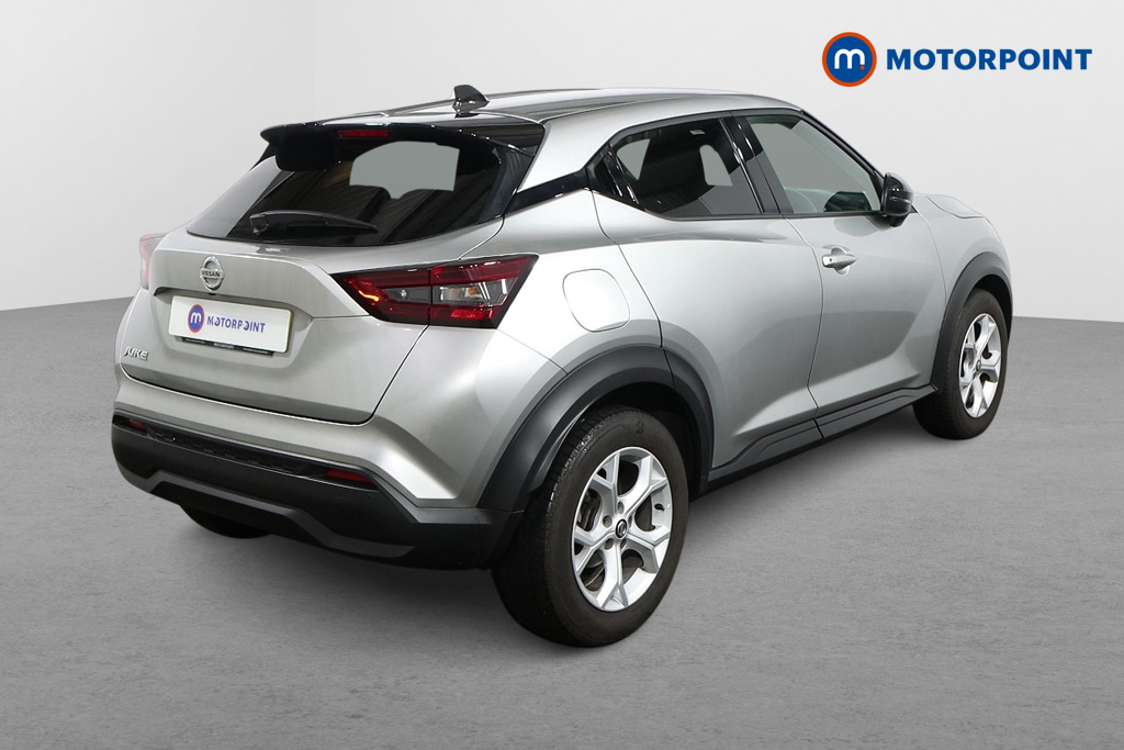 Nissan Juke N-Connecta Manual Petrol SUV - Stock Number (1510716) - Drivers side rear corner