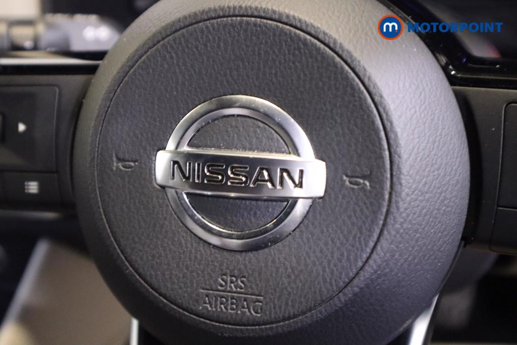 Nissan Qashqai Tekna Manual Petrol SUV - Stock Number (1510958) - 10th supplementary image