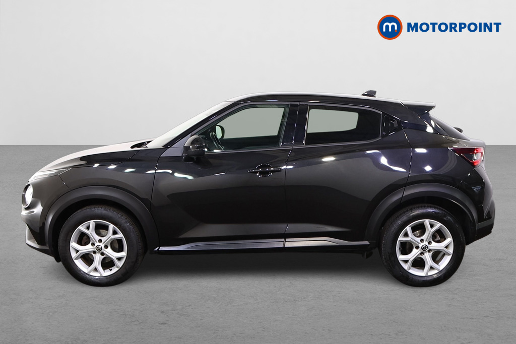 Nissan Juke N-Connecta Manual Petrol SUV - Stock Number (1511230) - Passenger side