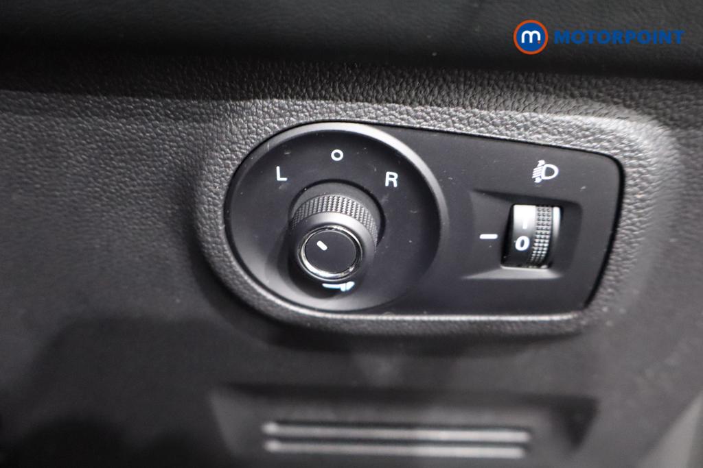 Mg Motor Uk ZS Exclusive Manual Petrol SUV - Stock Number (1511895) - 14th supplementary image