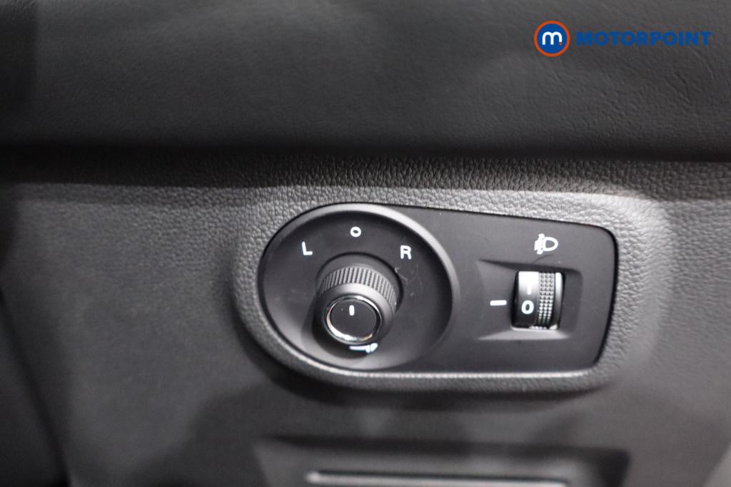 Mg Motor Uk ZS Exclusive Manual Petrol SUV - Stock Number (1511897) - 14th supplementary image