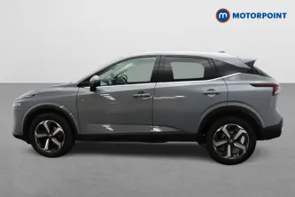 Nissan Qashqai N-Connecta Automatic Petrol SUV - Stock Number (1499824) - Passenger side