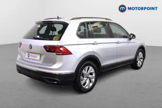 Volkswagen Tiguan Life Manual Petrol SUV - Stock Number (1512444) - Drivers side rear corner