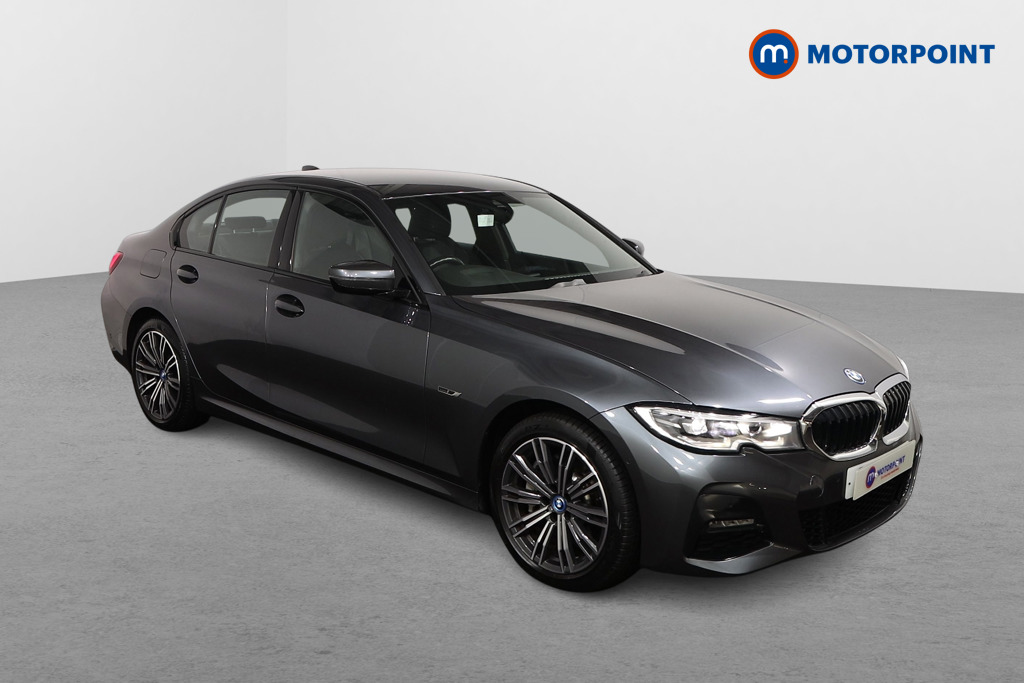 BMW 3 Series M Sport Automatic Petrol Plug-In Hybrid Saloon - Stock Number (1512547) - Drivers side front corner