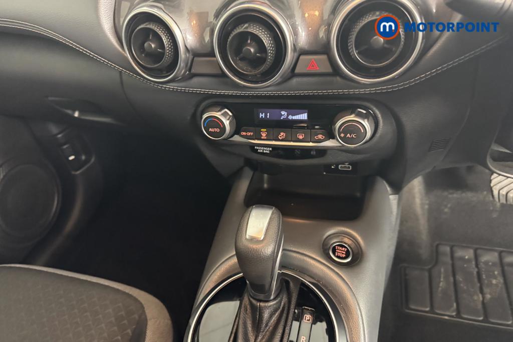 Nissan Juke N-Connecta Automatic Petrol SUV - Stock Number (1511191) - 11th supplementary image