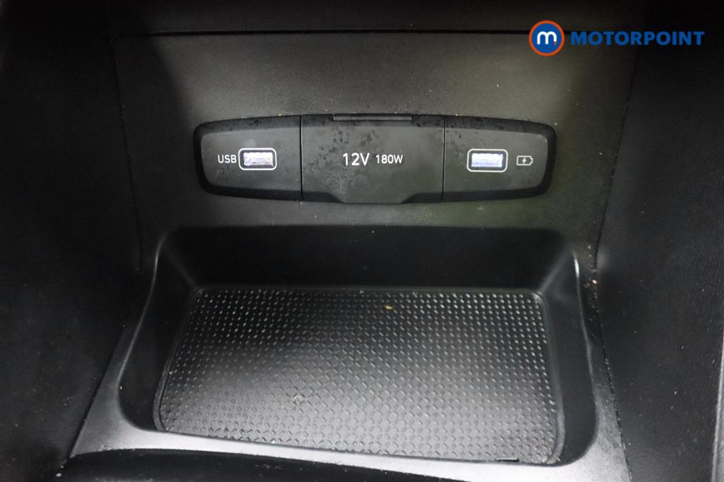 Hyundai Tucson Se Connect Manual Petrol SUV - Stock Number (1511728) - 14th supplementary image