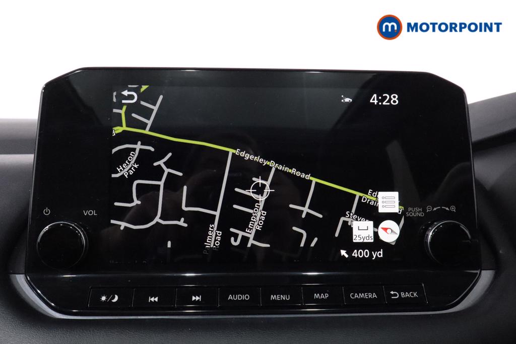 Nissan Qashqai N-Connecta Manual Petrol SUV - Stock Number (1512001) - 2nd supplementary image