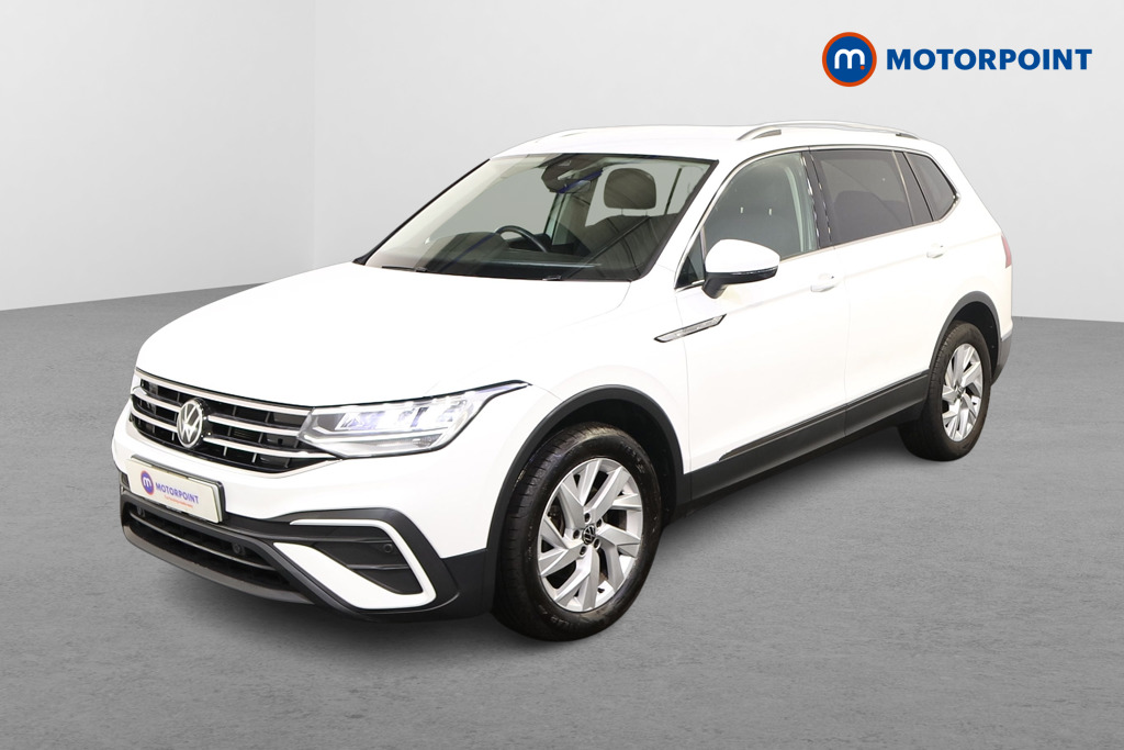 Volkswagen Tiguan Allspace Life Manual Diesel SUV - Stock Number (1512567) - Passenger side front corner