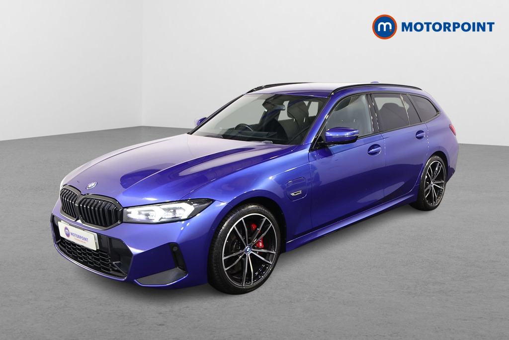 BMW 3 Series M Sport Automatic Petrol Plug-In Hybrid Estate - Stock Number (1513301) - Passenger side front corner