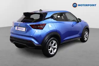 Nissan Juke N-Connecta Manual Petrol SUV - Stock Number (1510976) - Drivers side rear corner