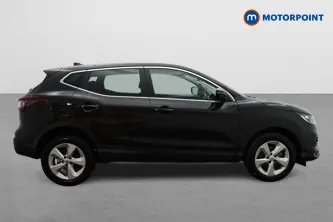 Nissan Qashqai Acenta Premium Automatic Petrol SUV - Stock Number (1511450) - Drivers side