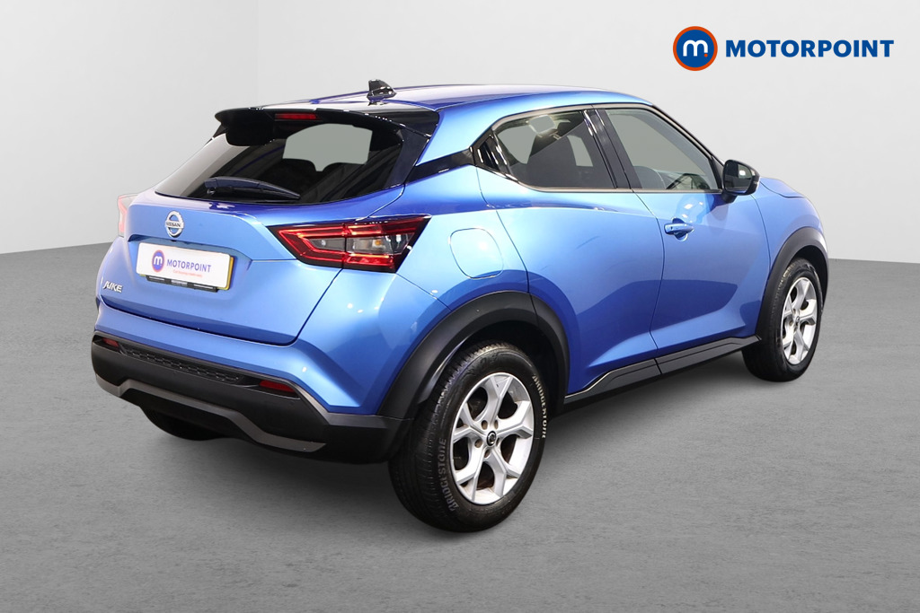 Nissan Juke N-Connecta Manual Petrol SUV - Stock Number (1513631) - Drivers side rear corner