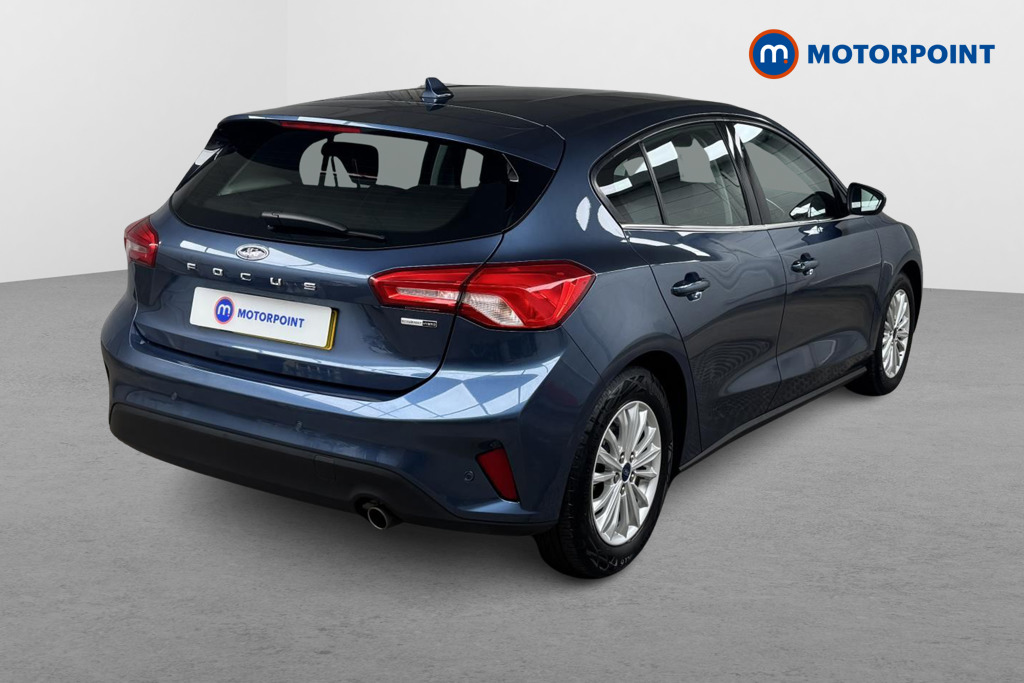 Ford Focus Titanium Edition Manual Petrol-Electric Hybrid Hatchback - Stock Number (1513905) - Drivers side rear corner