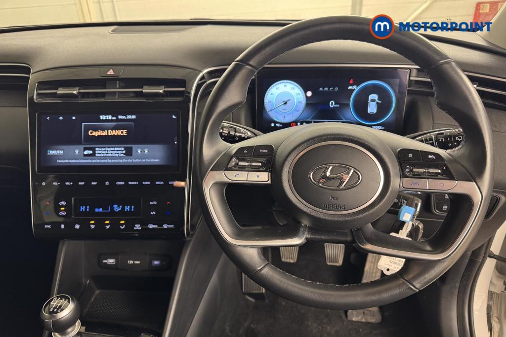 Hyundai Tucson Se Connect Manual Petrol SUV - Stock Number (1508929) - 1st supplementary image