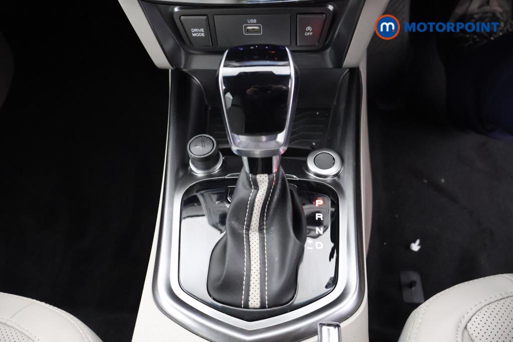 Ssangyong Tivoli Ultimate Automatic Petrol SUV - Stock Number (1511898) - 8th supplementary image