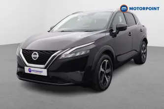 Nissan Qashqai N-Connecta Manual Petrol SUV - Stock Number (1512000) - Passenger side front corner