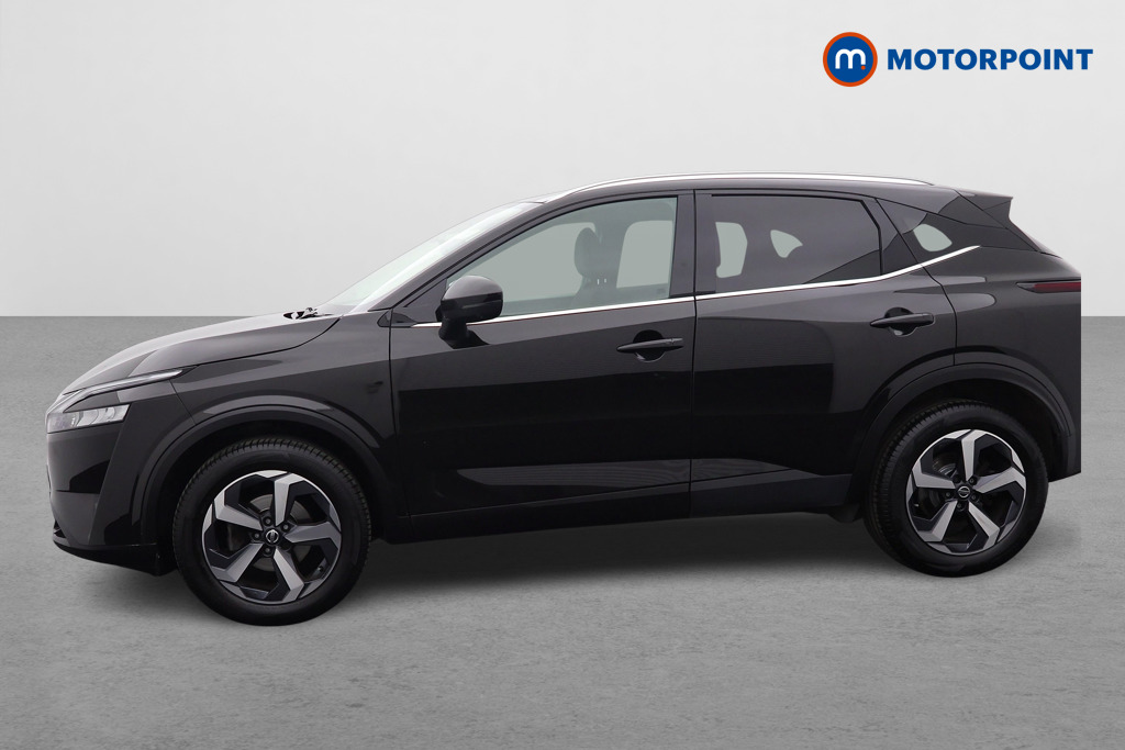 Nissan Qashqai N-Connecta Manual Petrol SUV - Stock Number (1512000) - Passenger side