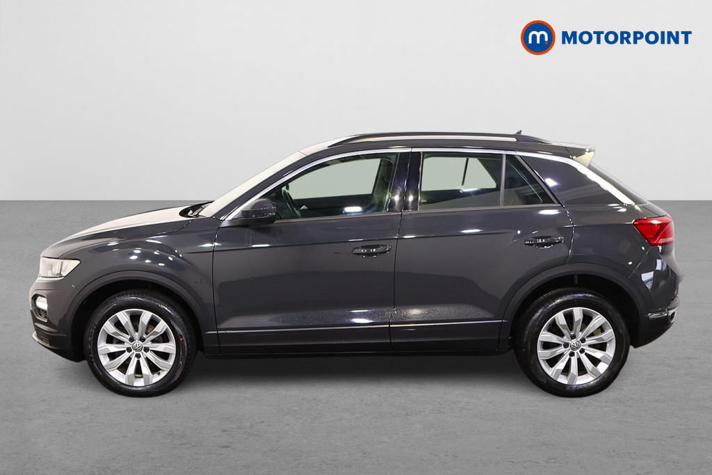 Volkswagen T-Roc SE Manual Diesel SUV - Stock Number (1510293) - Passenger side