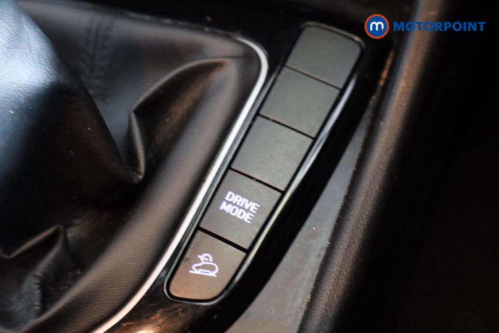 Hyundai Tucson Se Connect Manual Petrol SUV - Stock Number (1510973) - 6th supplementary image