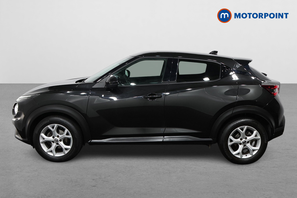 Nissan Juke N-Connecta Automatic Petrol SUV - Stock Number (1511186) - Passenger side