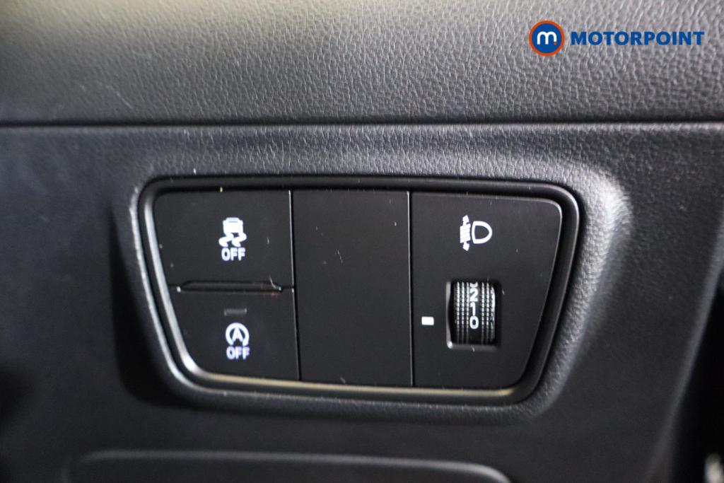 Hyundai Tucson Se Connect Manual Petrol SUV - Stock Number (1511424) - 14th supplementary image