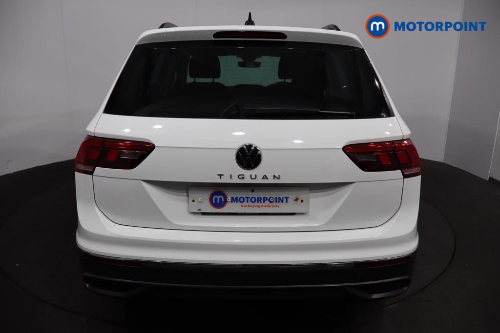 Volkswagen Tiguan Active Manual Petrol SUV - Stock Number (1513309) - 17th supplementary image