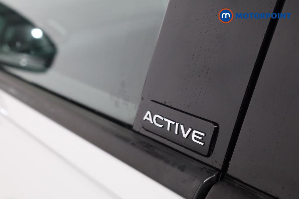 Volkswagen Tiguan Active Manual Petrol SUV - Stock Number (1513309) - 23rd supplementary image