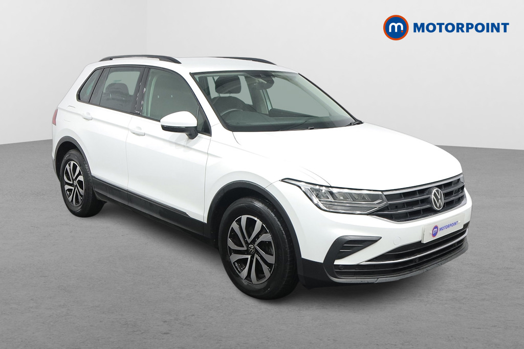 Volkswagen Tiguan Active Manual Petrol SUV - Stock Number (1513309) - Drivers side front corner