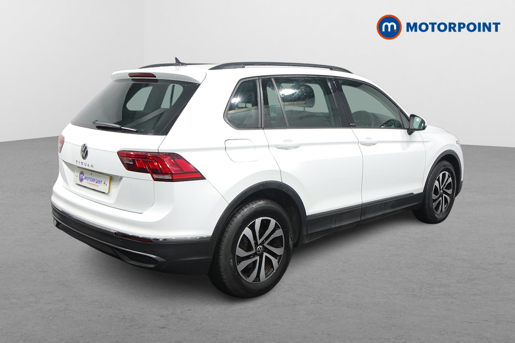 Volkswagen Tiguan Active Manual Petrol SUV - Stock Number (1513309) - Drivers side rear corner