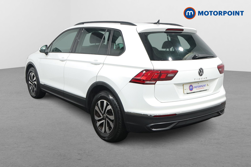 Volkswagen Tiguan Active Manual Petrol SUV - Stock Number (1513309) - Passenger side rear corner