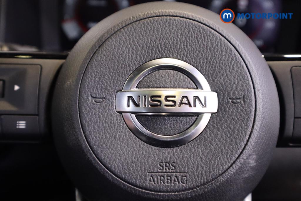 Nissan Qashqai Tekna Manual Petrol SUV - Stock Number (1513623) - 15th supplementary image