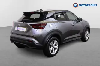 Nissan Juke N-Connecta Manual Petrol SUV - Stock Number (1513697) - Drivers side rear corner