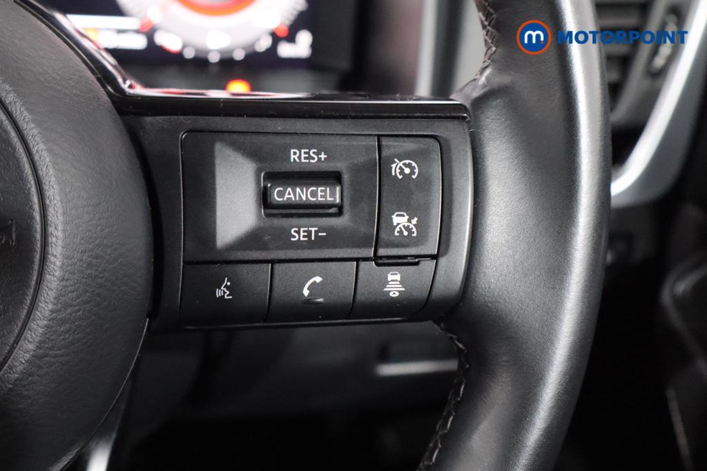 Nissan Qashqai N-Connecta Manual Petrol SUV - Stock Number (1509195) - 9th supplementary image