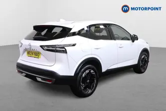 Nissan Qashqai N-Connecta Automatic Petrol SUV - Stock Number (1513775) - Drivers side rear corner