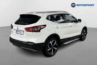 Nissan Qashqai Tekna Manual Petrol SUV - Stock Number (1511818) - Drivers side rear corner