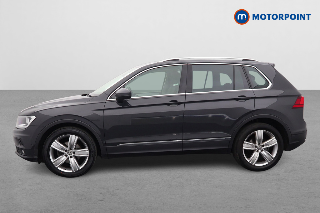 Volkswagen Tiguan Match Manual Petrol SUV - Stock Number (1511582) - Passenger side