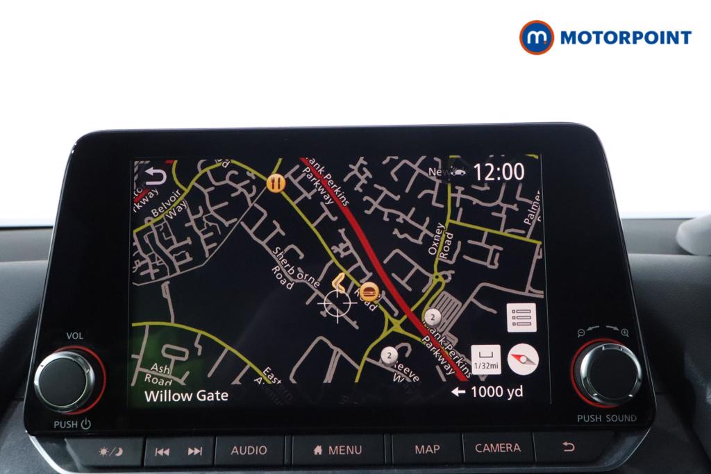 Nissan Juke N-Connecta Manual Petrol SUV - Stock Number (1511733) - 2nd supplementary image