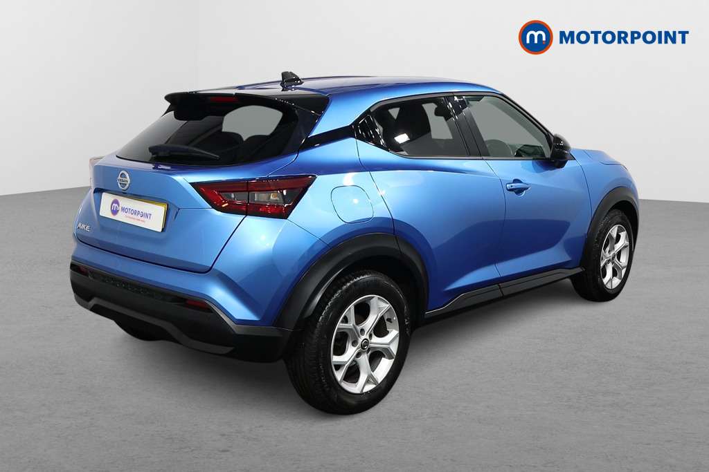 Nissan Juke N-Connecta Manual Petrol SUV - Stock Number (1511733) - Drivers side rear corner