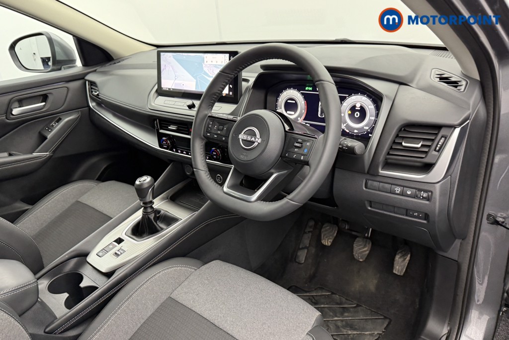 Nissan Qashqai N-Connecta Manual Petrol SUV - Stock Number (1512799) - 4th supplementary image