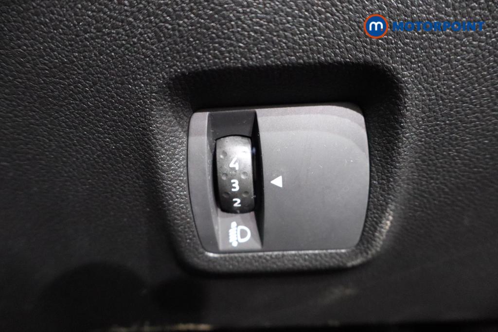 Dacia Sandero Comfort Manual Petrol Hatchback - Stock Number (1515031) - 14th supplementary image