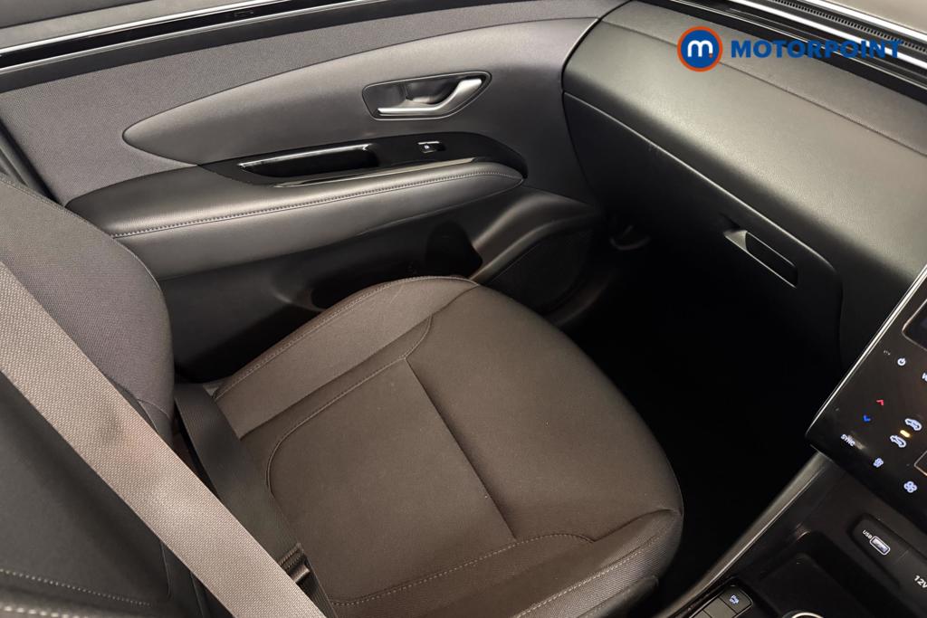 Hyundai Tucson Se Connect Manual Petrol SUV - Stock Number (1515103) - 12th supplementary image