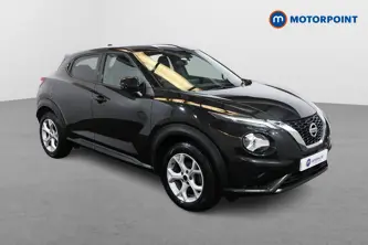 Nissan Juke N-Connecta Automatic Petrol SUV - Stock Number (1511187) - Drivers side front corner