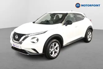 Nissan Juke N-Connecta Automatic Petrol SUV - Stock Number (1513882) - Passenger side front corner