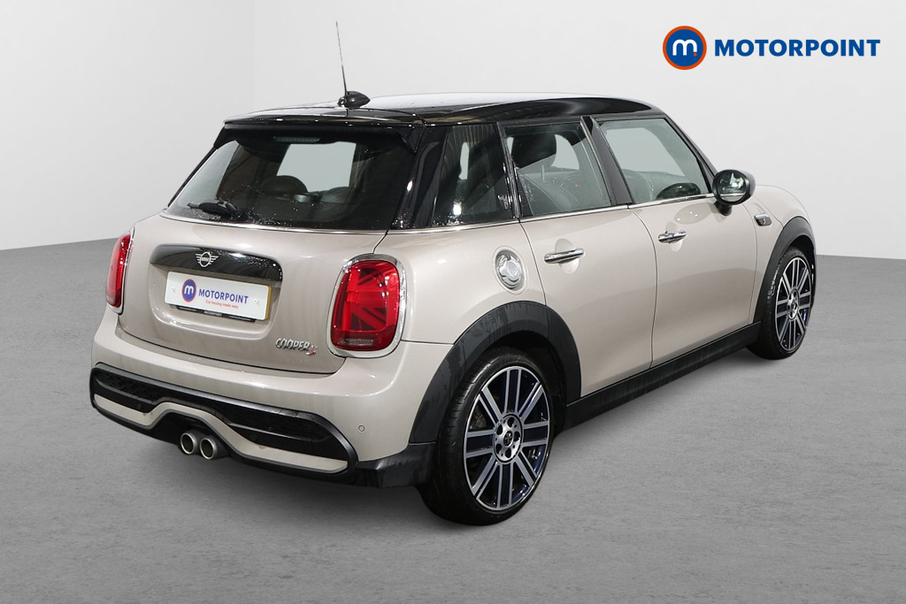 Mini Hatchback Cooper S Exclusive Automatic Petrol Hatchback - Stock Number (1509339) - Drivers side rear corner