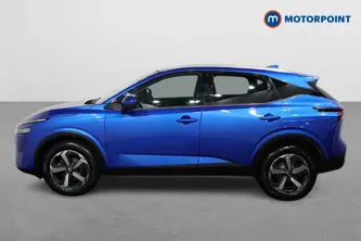 Nissan Qashqai N-Connecta Automatic Petrol SUV - Stock Number (1515788) - Passenger side