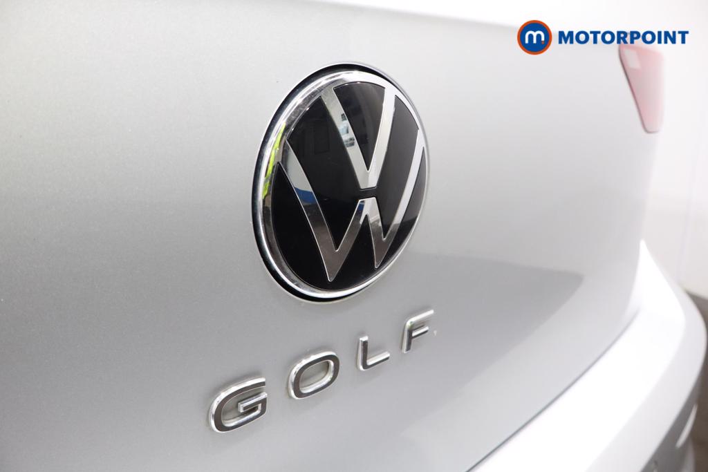 Volkswagen Golf Life Automatic Diesel Hatchback - Stock Number (1512071) - 27th supplementary image