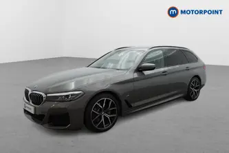 BMW 5 Series M Sport Automatic Diesel Estate - Stock Number (1513419) - Passenger side front corner