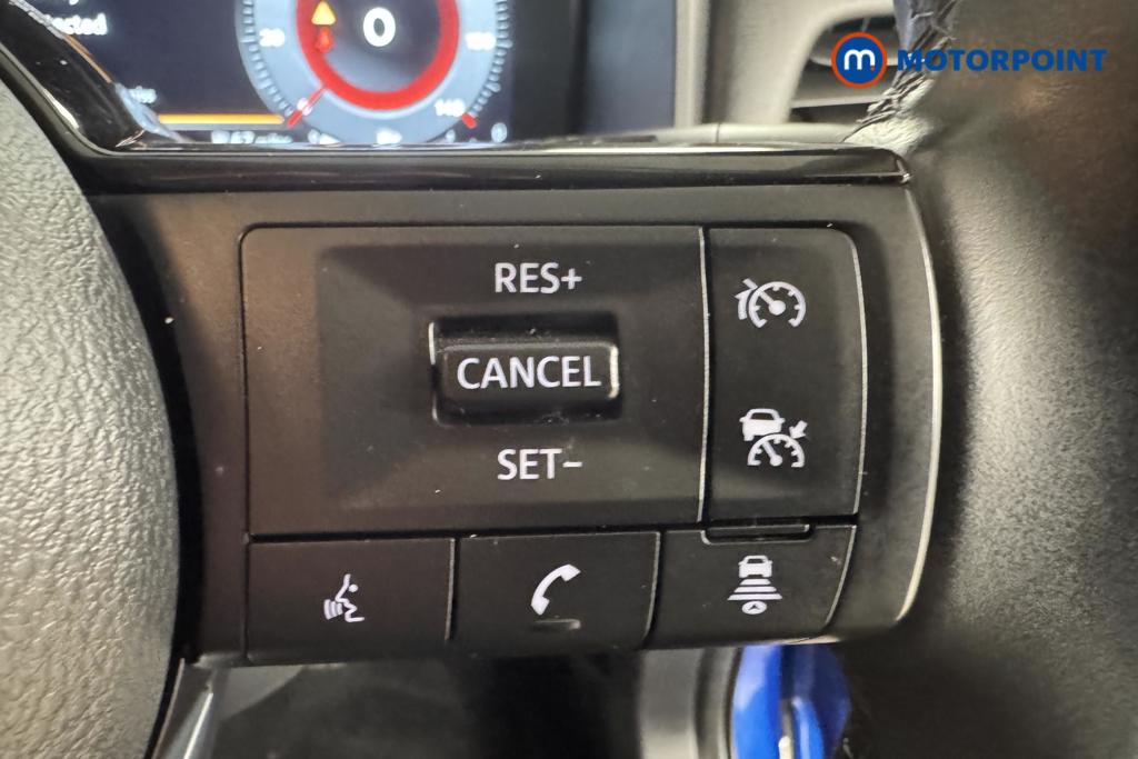 Nissan Qashqai N-Connecta Manual Petrol SUV - Stock Number (1515082) - 14th supplementary image