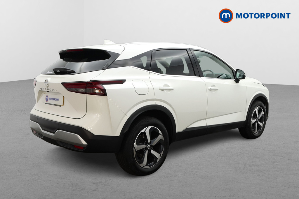 Nissan Qashqai N-Connecta Manual Petrol SUV - Stock Number (1508020) - Drivers side rear corner